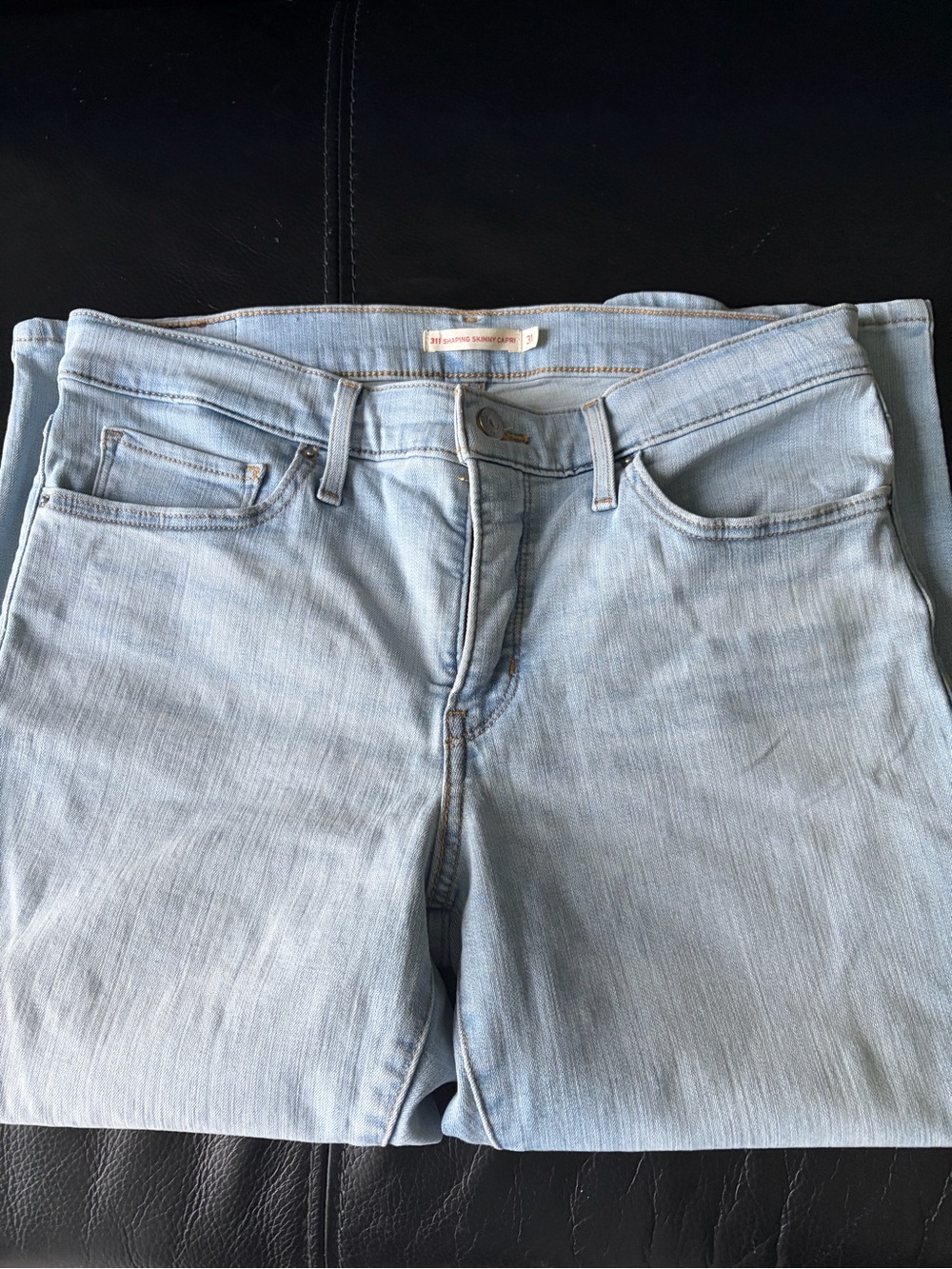 Levi’s Light Wash Women’s Capri Jeans -Boyfriend Straight Fit
